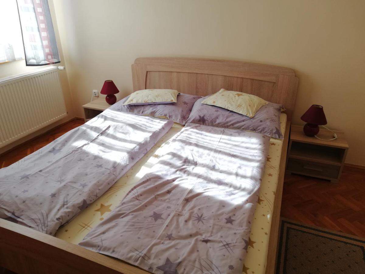 Imola Es Andrea Apartmanhaz Hajdúszoboszló Dış mekan fotoğraf